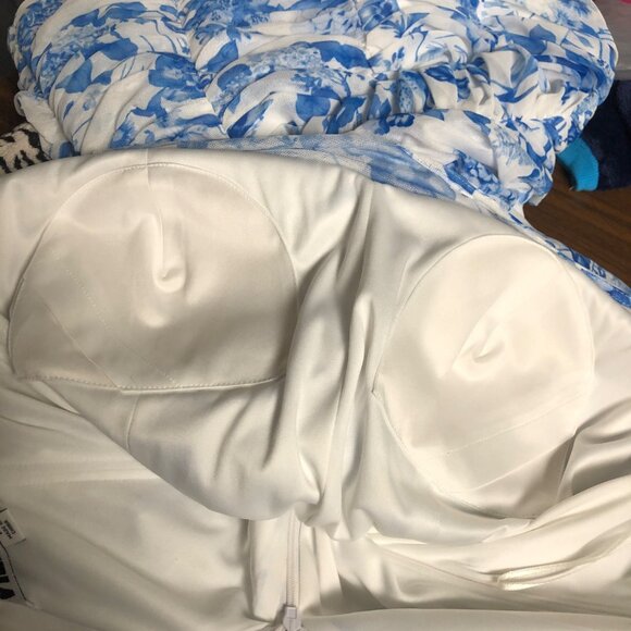 Vicky Tiel Ruched Floral Dress Womens Size Medium Blue White Sweetheart Cocktail - Picture 9 of 10